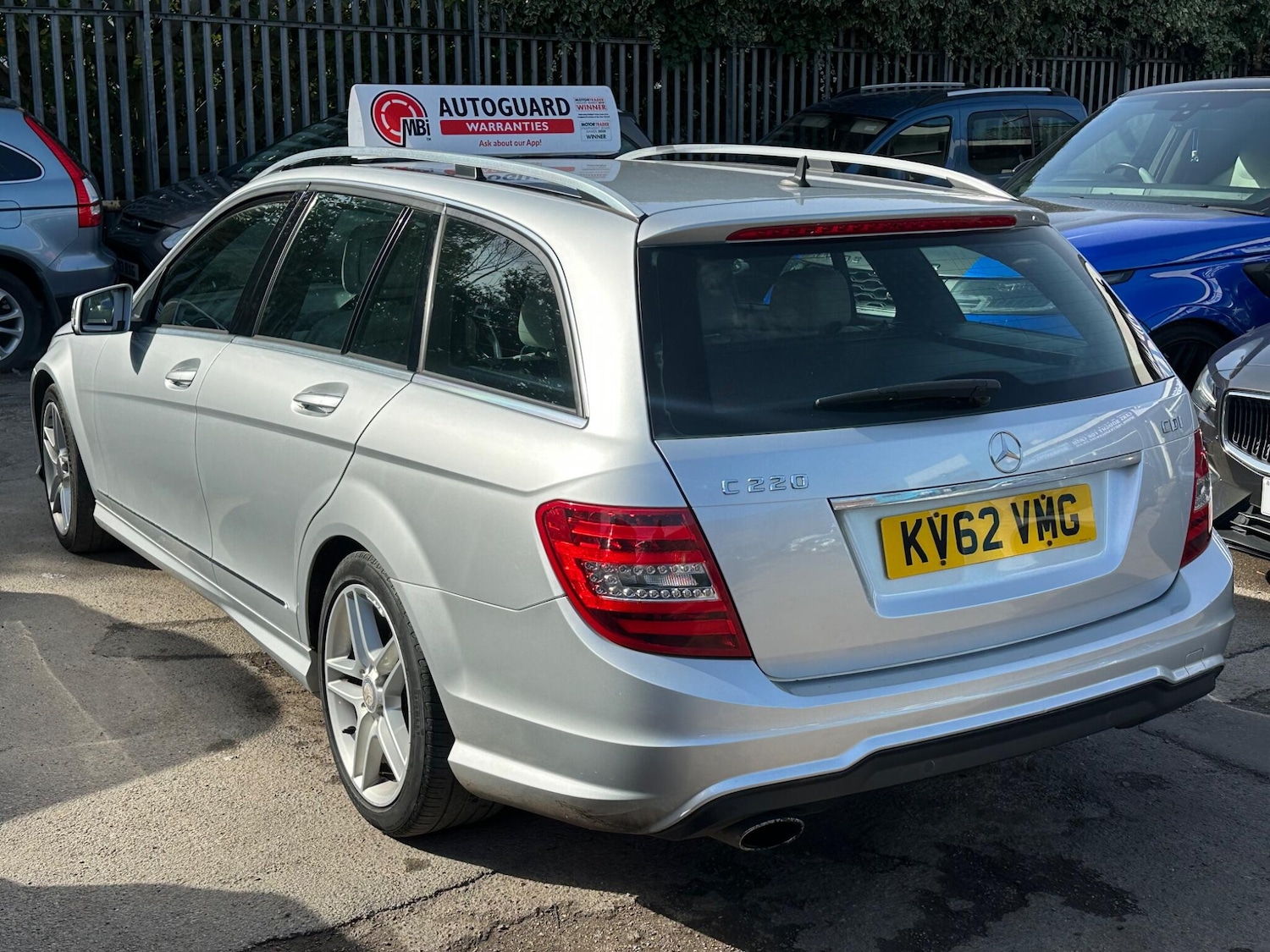 Used Mercedes-Benz C Class 2012 for sale - 78074077: Photo 5