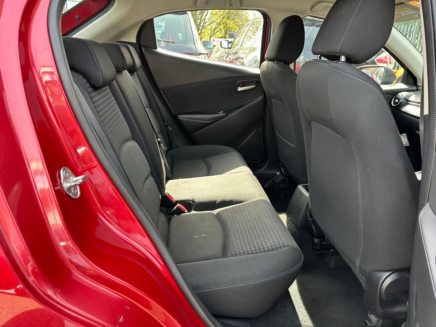 Used Mazda Mazda2 for sale - 78204790: Photo 8