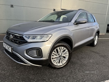 Used Volkswagen T-Roc 2023 for sale - 77587749: Photo