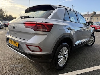 Used Volkswagen T-Roc 2023 for sale - 77587749: Photo