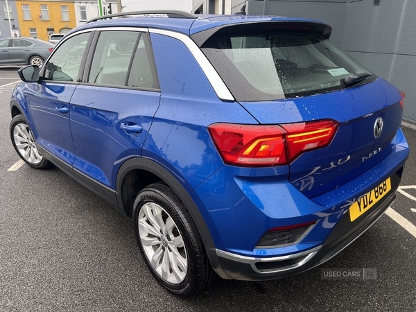 Used Volkswagen T-Roc 2019 for sale - 76190250: Photo 2