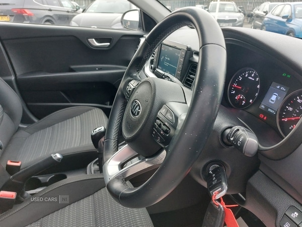 Used Kia Stonic 2018 for sale - 76228591: Photo 28