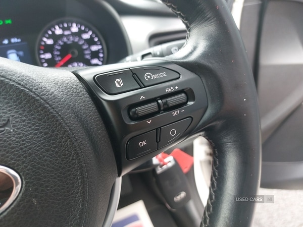 Used Kia Stonic 2018 for sale - 76228591: Photo 31
