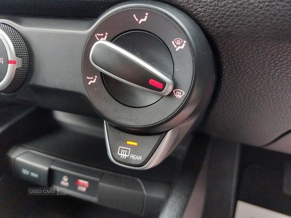 Used Kia Stonic 2018 for sale - 76228591: Photo 40