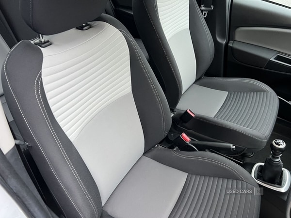 Used Toyota Yaris 2017 for sale - 76201718: Photo 19