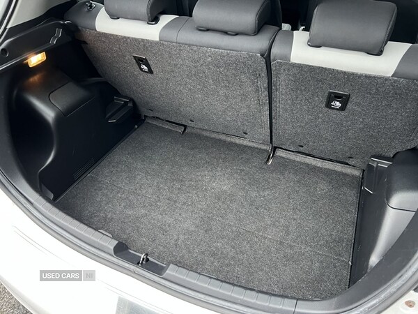 Used Toyota Yaris 2017 for sale - 76201718: Photo 45