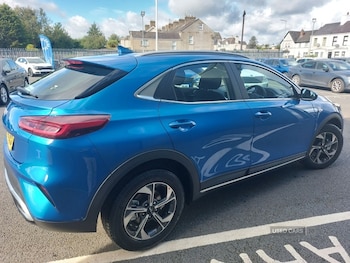 Used Kia XCeed 2025 for sale - 76014090: Photo 4