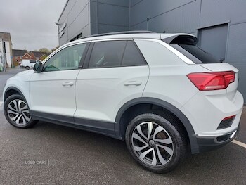 Used Volkswagen T-Roc 2022 for sale - 78277050: Photo