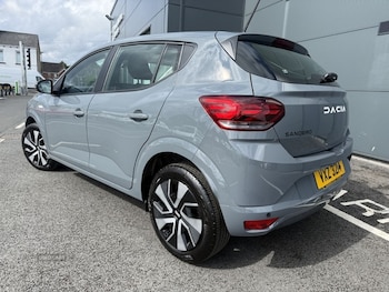 Used Dacia Sandero 2025 for sale - 78797501: Photo
