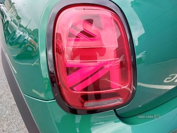 Used MINI Hatch 2024 for sale - 78302249: Photo