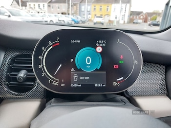 Used MINI Hatch 2024 for sale - 78302249: Photo