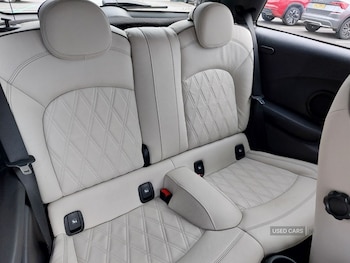 Used MINI Hatch 2024 for sale - 78302249: Photo