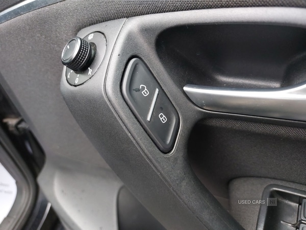 Used Volkswagen Polo 2016 for sale - 77280378: Photo 43