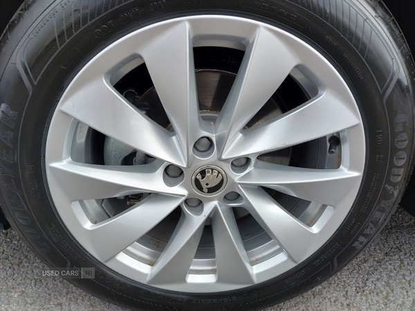 Used Skoda Superb 2025 for sale - 76228521: Photo 16