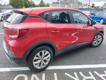 Used Renault Captur 2022 for sale - 79146420: Photo