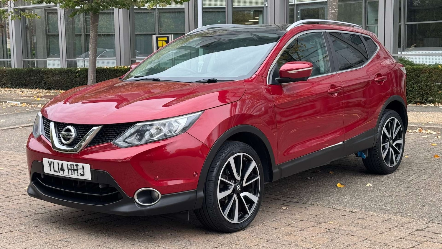 Used Nissan Qashqai 2014 for sale - 76737878: Photo 10