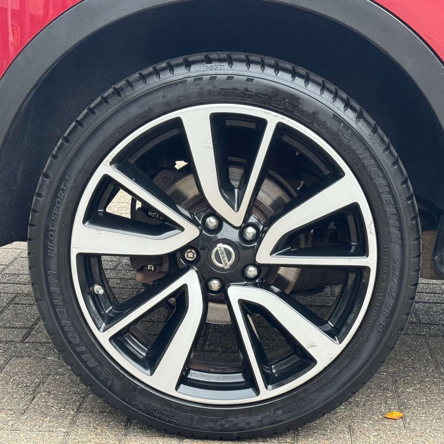 Used Nissan Qashqai 2014 for sale - 76737878: Photo 15