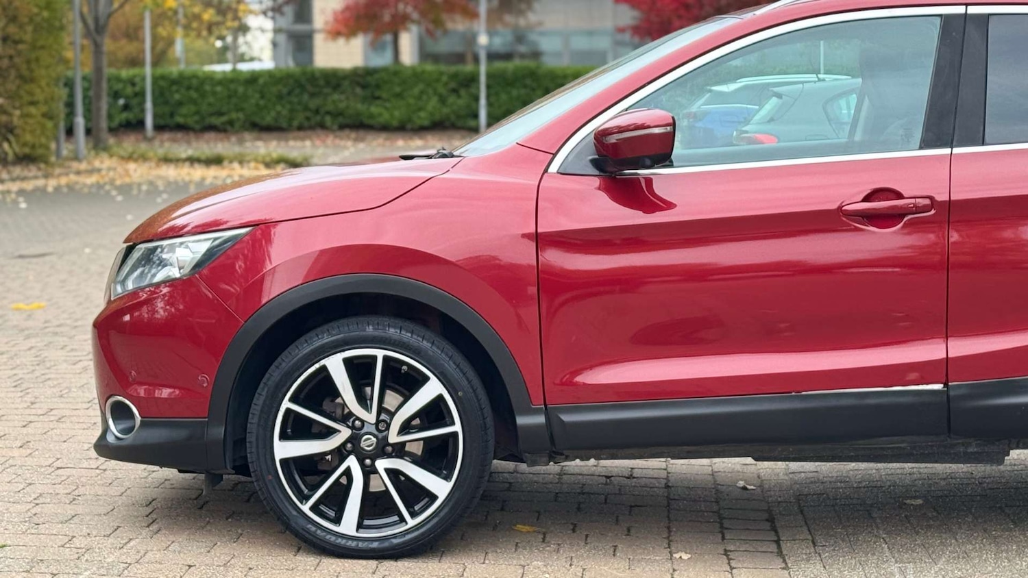 Used Nissan Qashqai 2014 for sale - 76737878: Photo 3