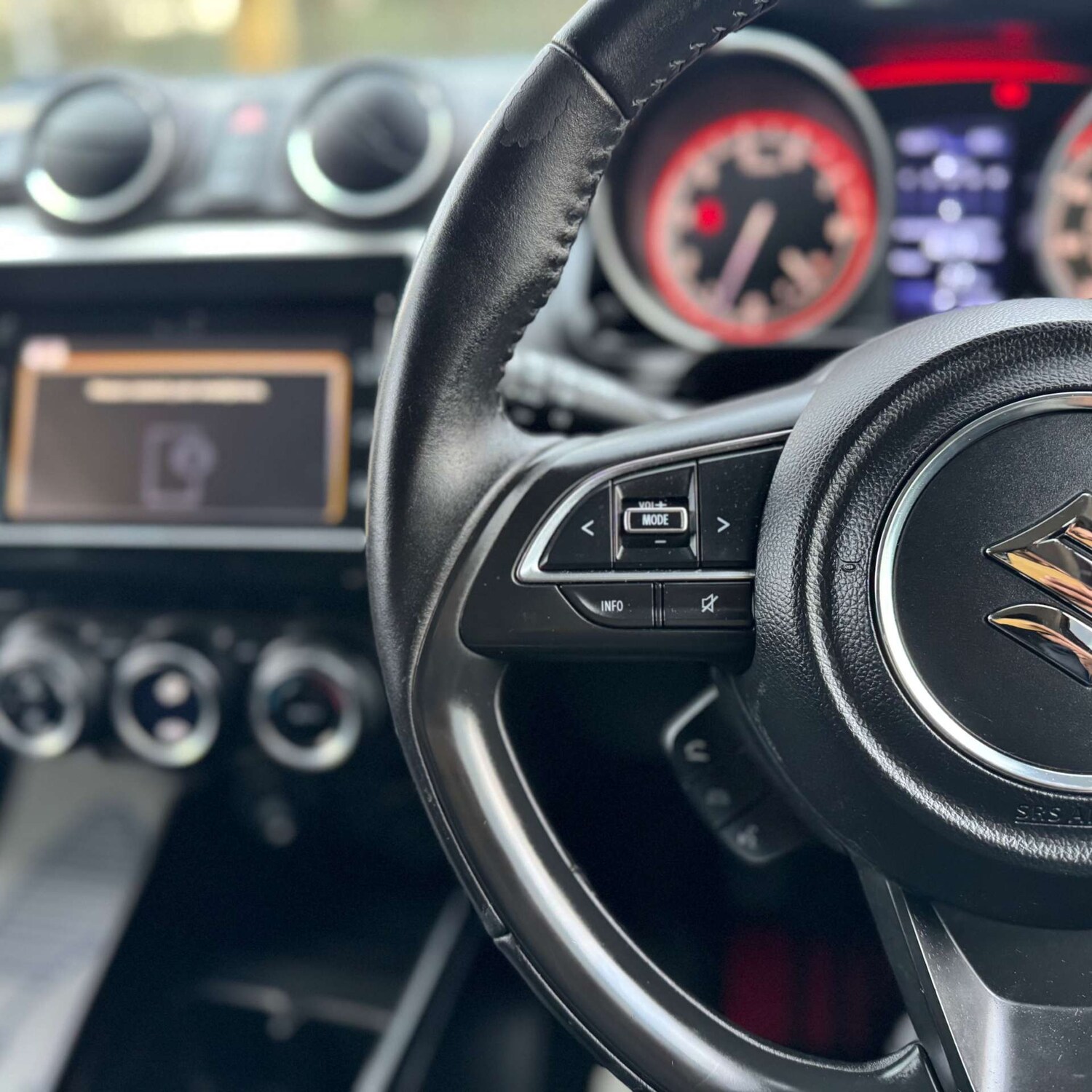 Used Suzuki Swift 2017 for sale - 77735008: Photo 16