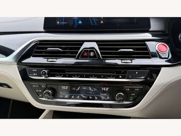 Used BMW 5 Series 2019 for sale - 76171656: Photo 16