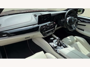 Used BMW 5 Series 2019 for sale - 76171656: Photo 2