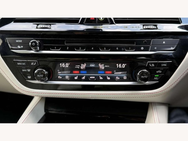 Used BMW 5 Series 2019 for sale - 76171656: Photo 38