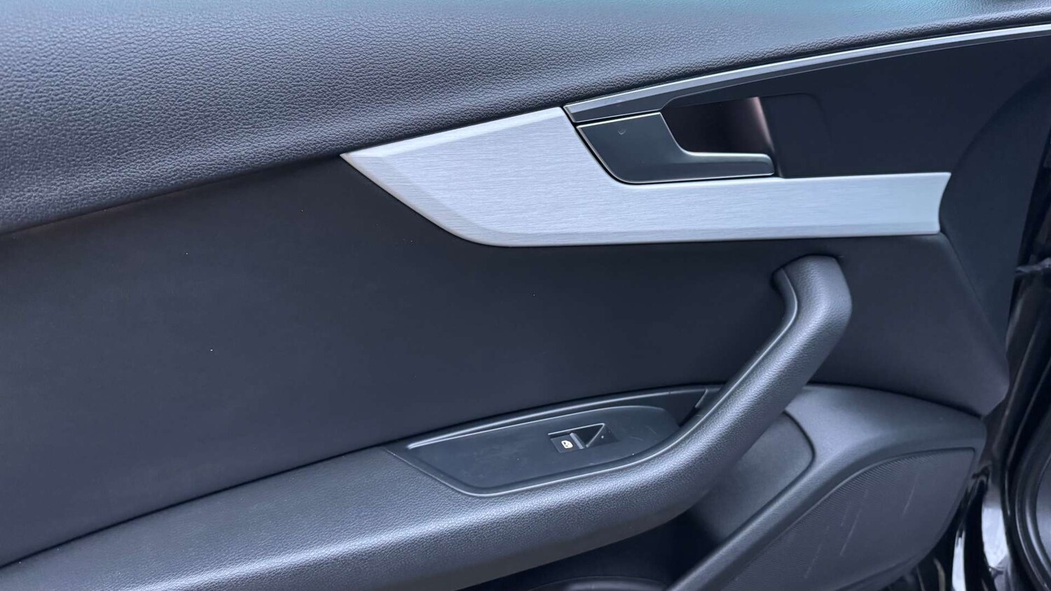 Used Audi A4 2016 for sale - 76836447: Photo 18