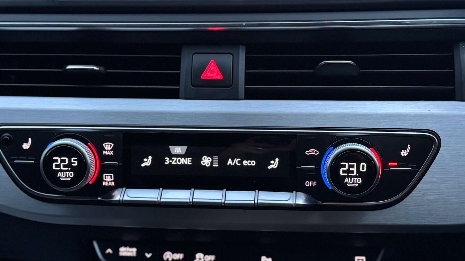 Used Audi A4 2016 for sale - 76836447: Photo 35