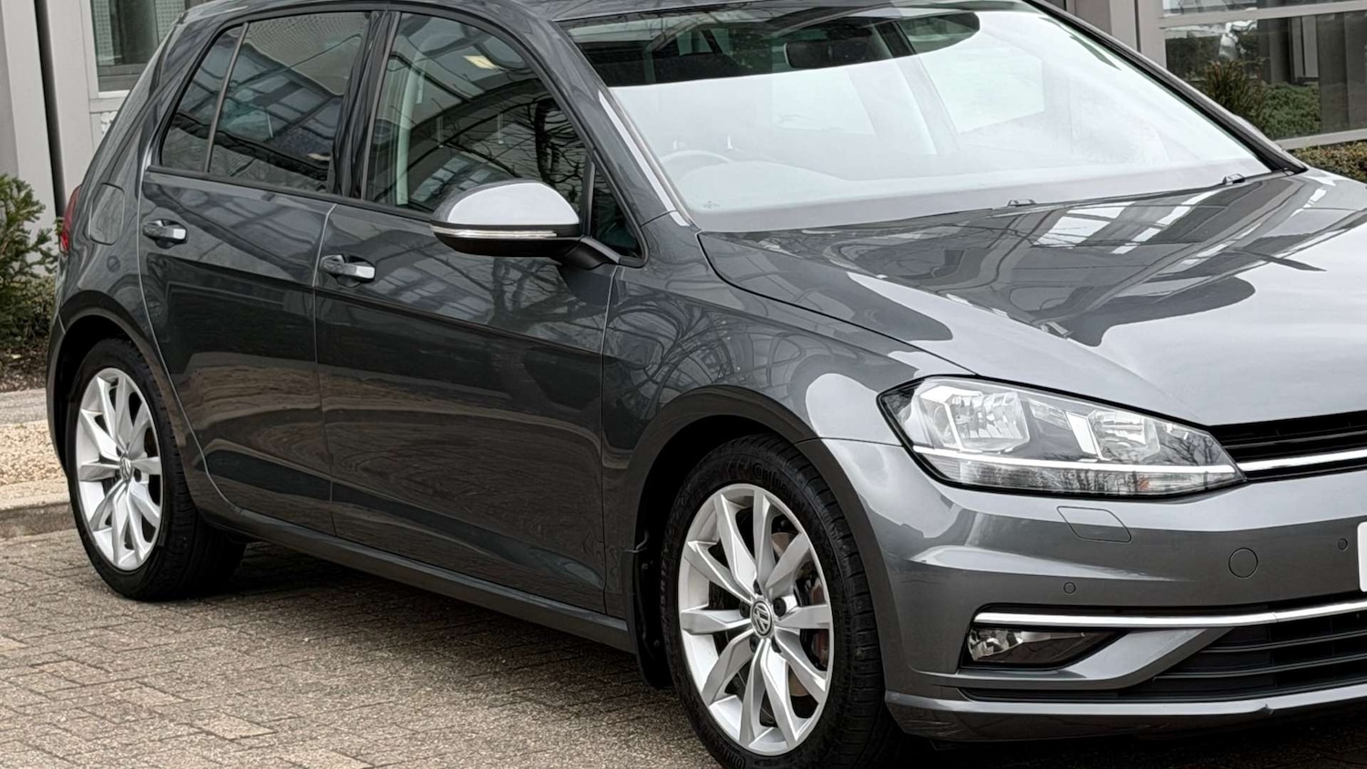 Used Volkswagen Golf 2019 for sale - 77847595: Photo 4