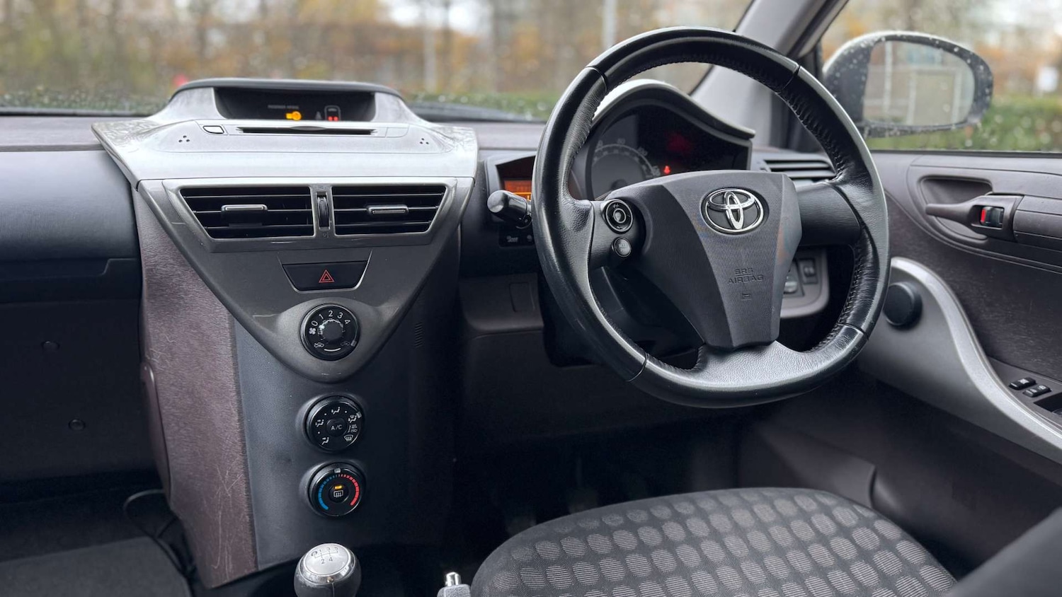 Used Toyota IQ 2010 for sale - 76533582: Photo 10