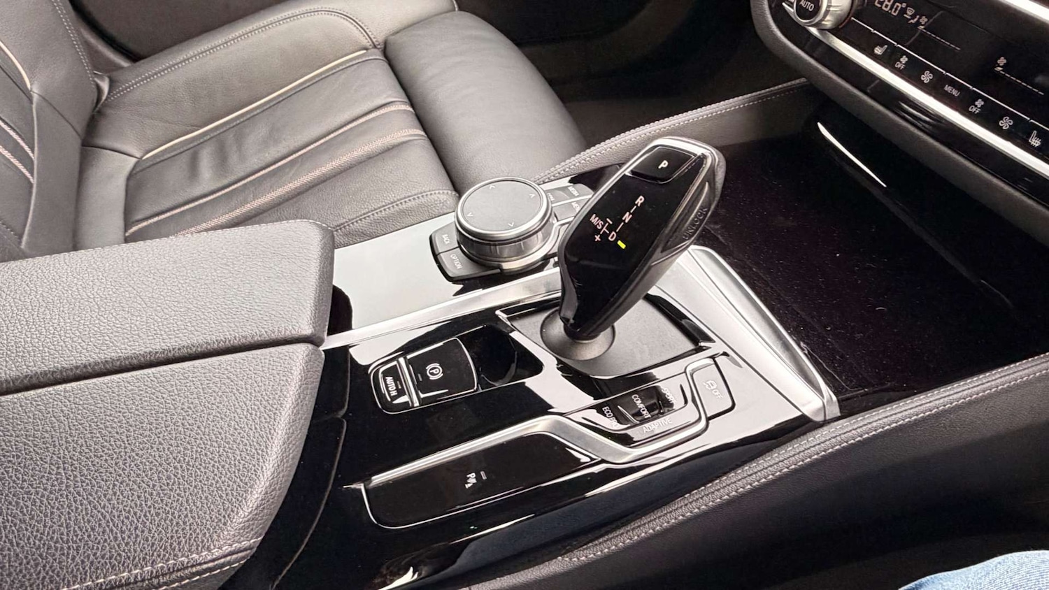 Used BMW 5 Series 2022 for sale - 77200735: Photo 36