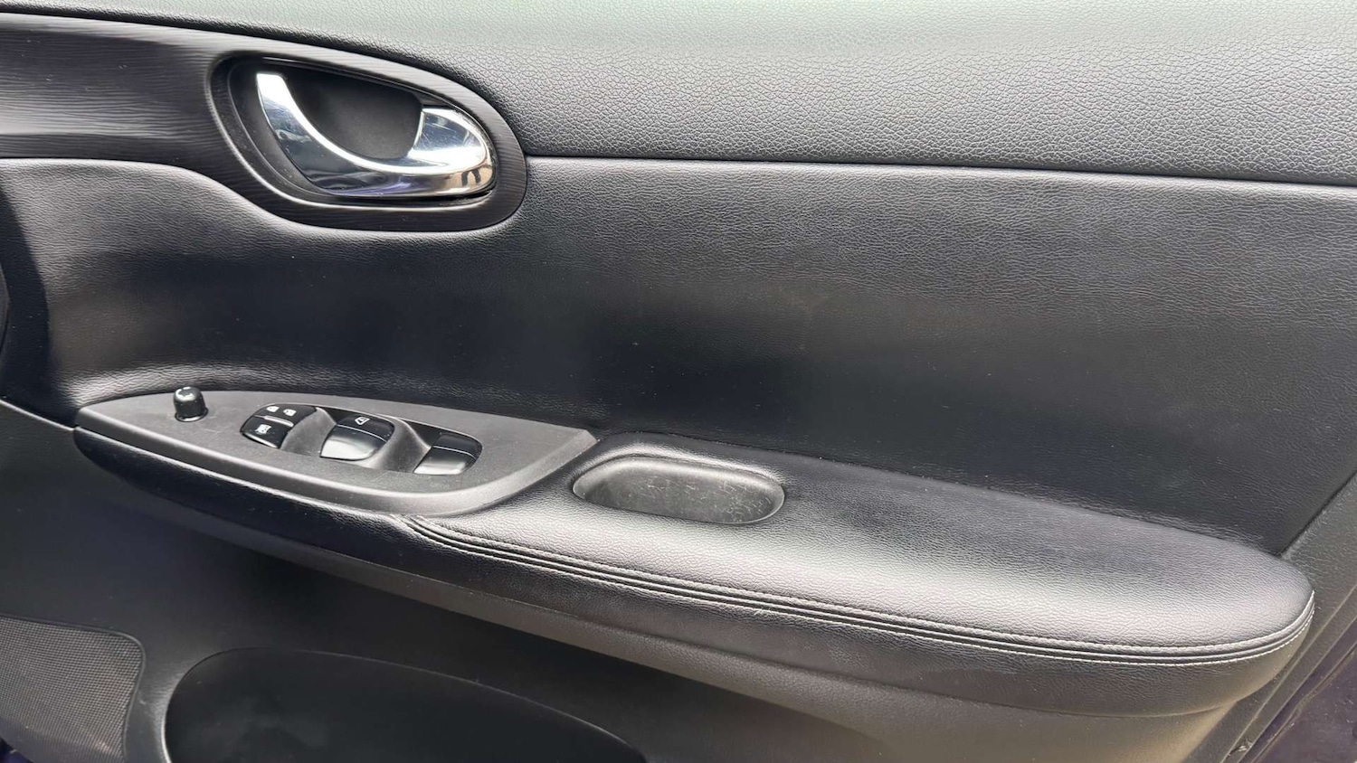 Used Nissan Pulsar 2015 for sale - 77145381: Photo 15