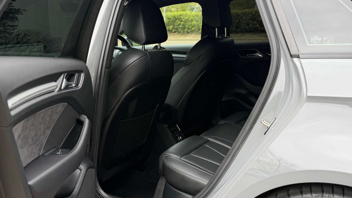 Used Audi RS3 2018 for sale - 78211886: Photo 17