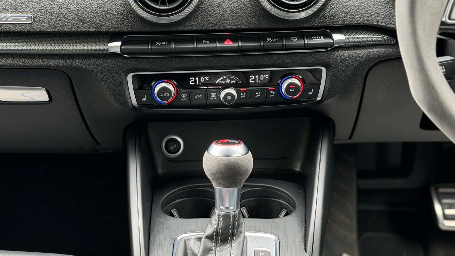 Used Audi RS3 2018 for sale - 78211886: Photo 20