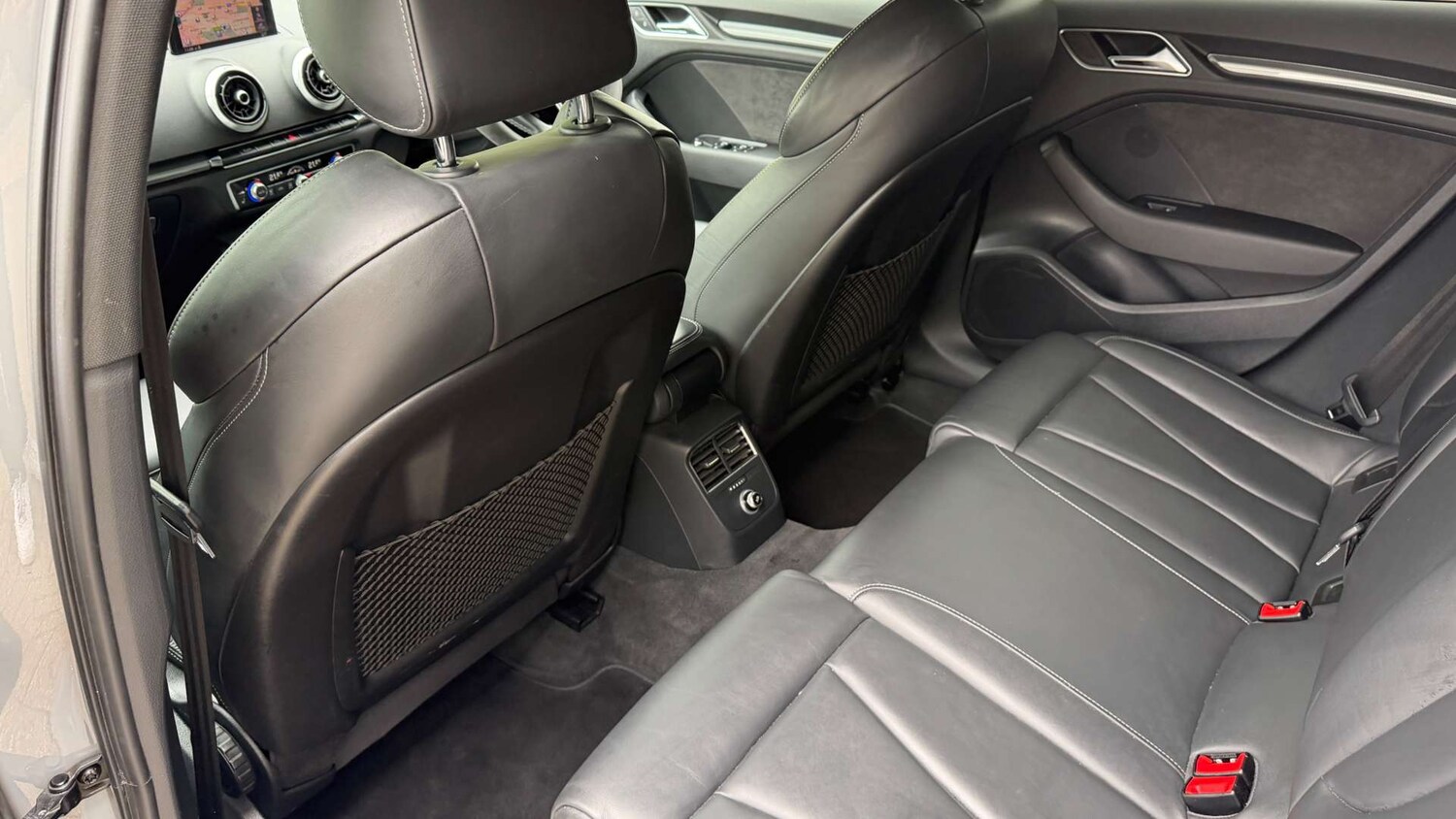 Used Audi RS3 2018 for sale - 78211886: Photo 21