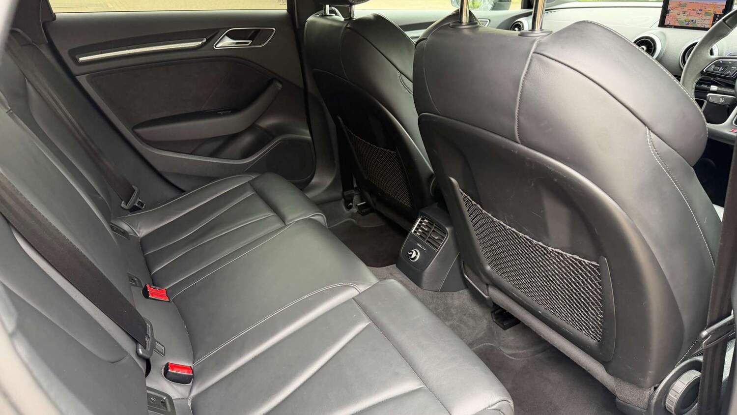 Used Audi RS3 2018 for sale - 78211886: Photo 25