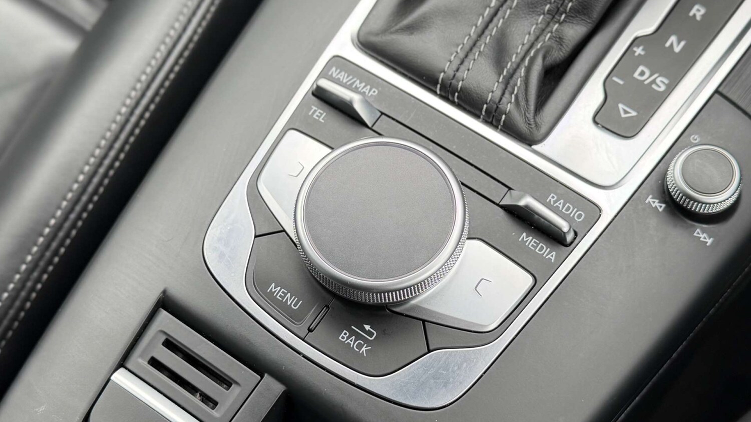 Used Audi RS3 2018 for sale - 78211886: Photo 46