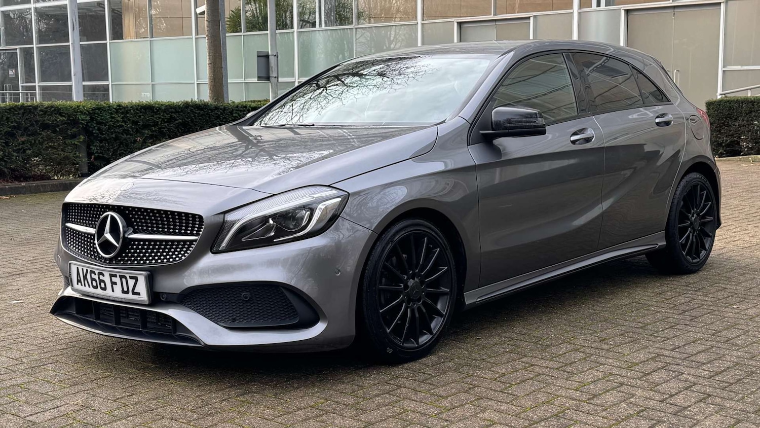 Used Mercedes-Benz A-Class 2016 for sale - 76859427: Photo 4