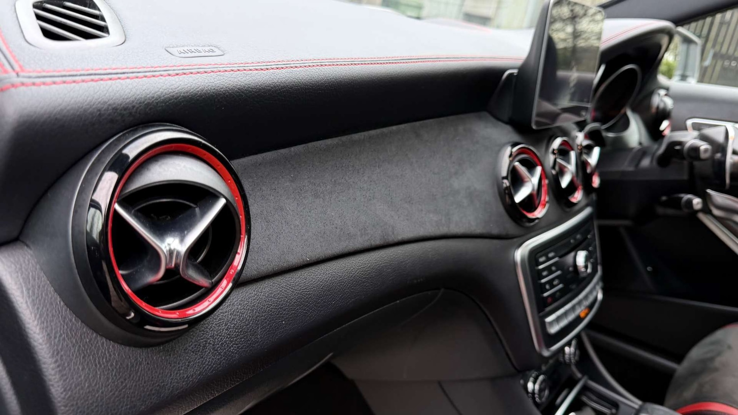 Used Mercedes-Benz GLA 2017 for sale - 77916427: Photo 37