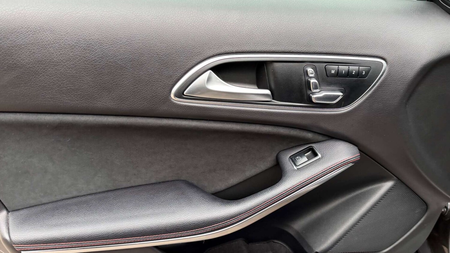 Used Mercedes-Benz GLA 2017 for sale - 77916427: Photo 40