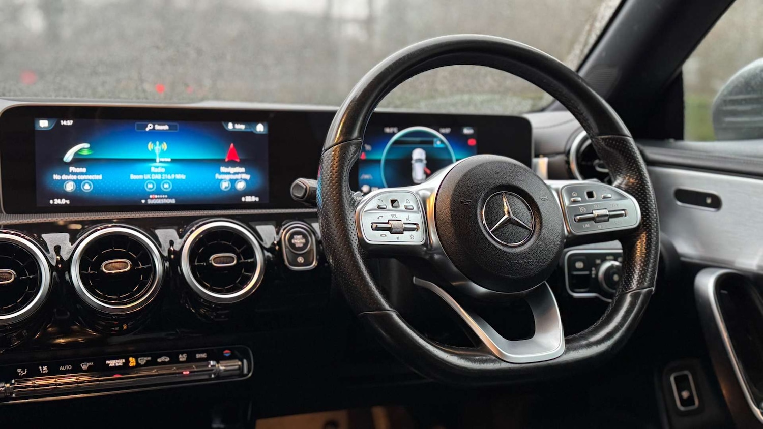 Used Mercedes-Benz CLA 2019 for sale - 76923078: Photo 3