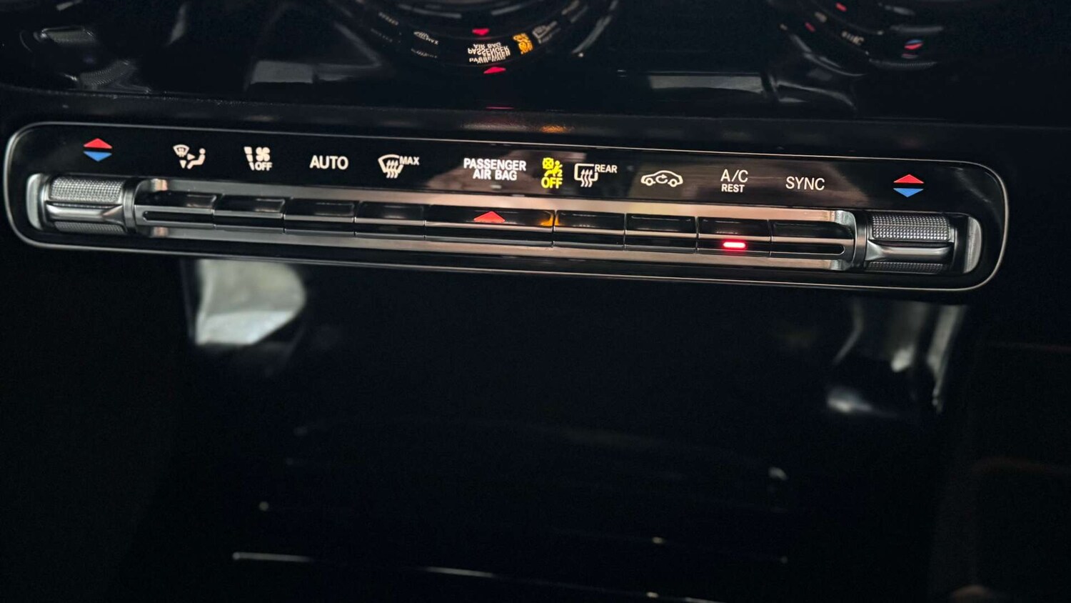 Used Mercedes-Benz CLA 2019 for sale - 76923078: Photo 33