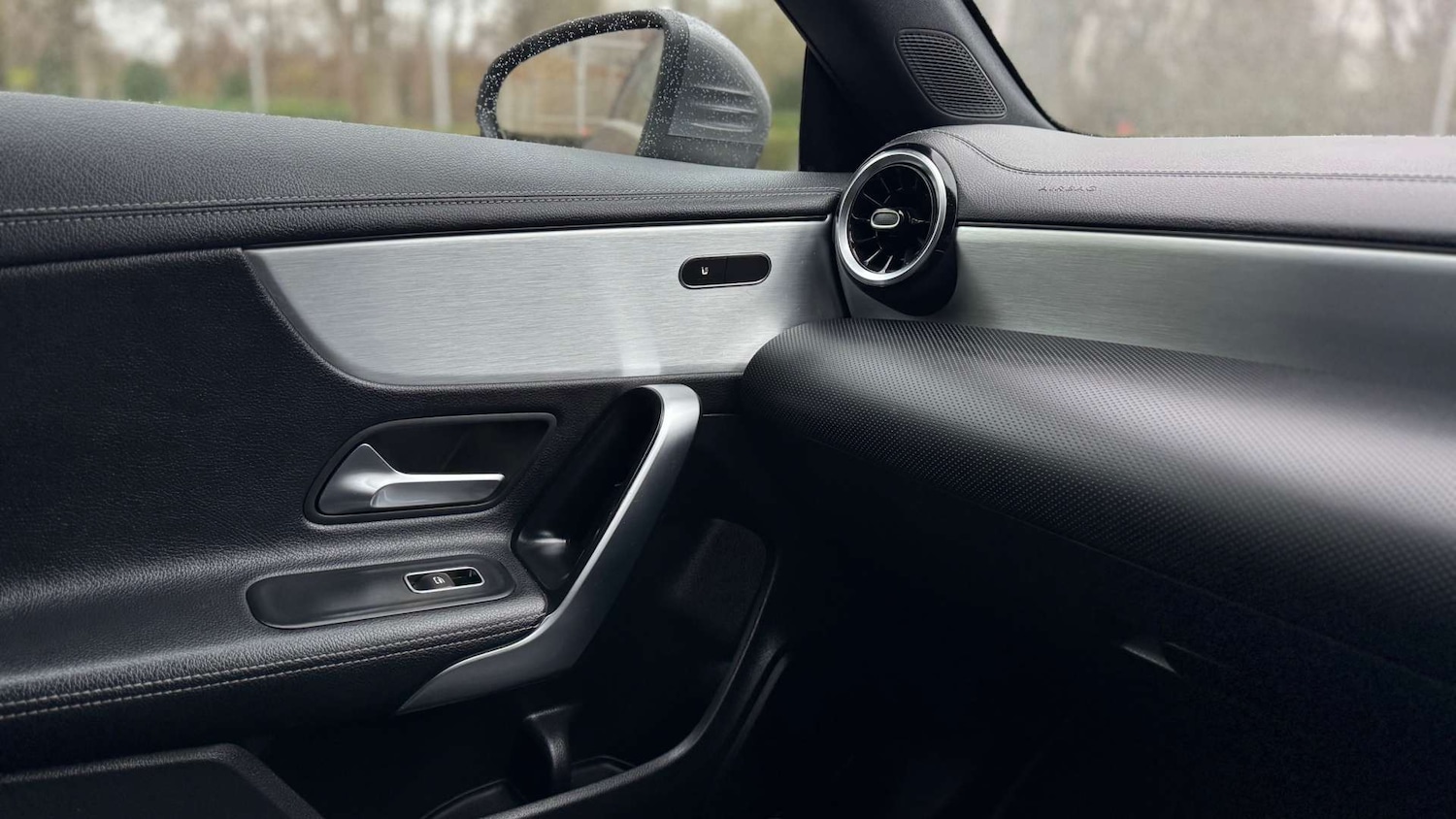 Used Mercedes-Benz CLA 2019 for sale - 76923078: Photo 37