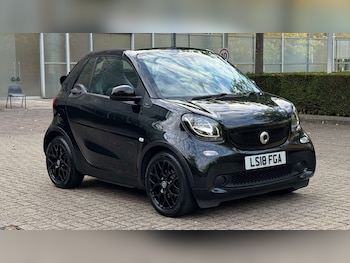 Used smart fortwo 2018 for sale - 79600600: Photo