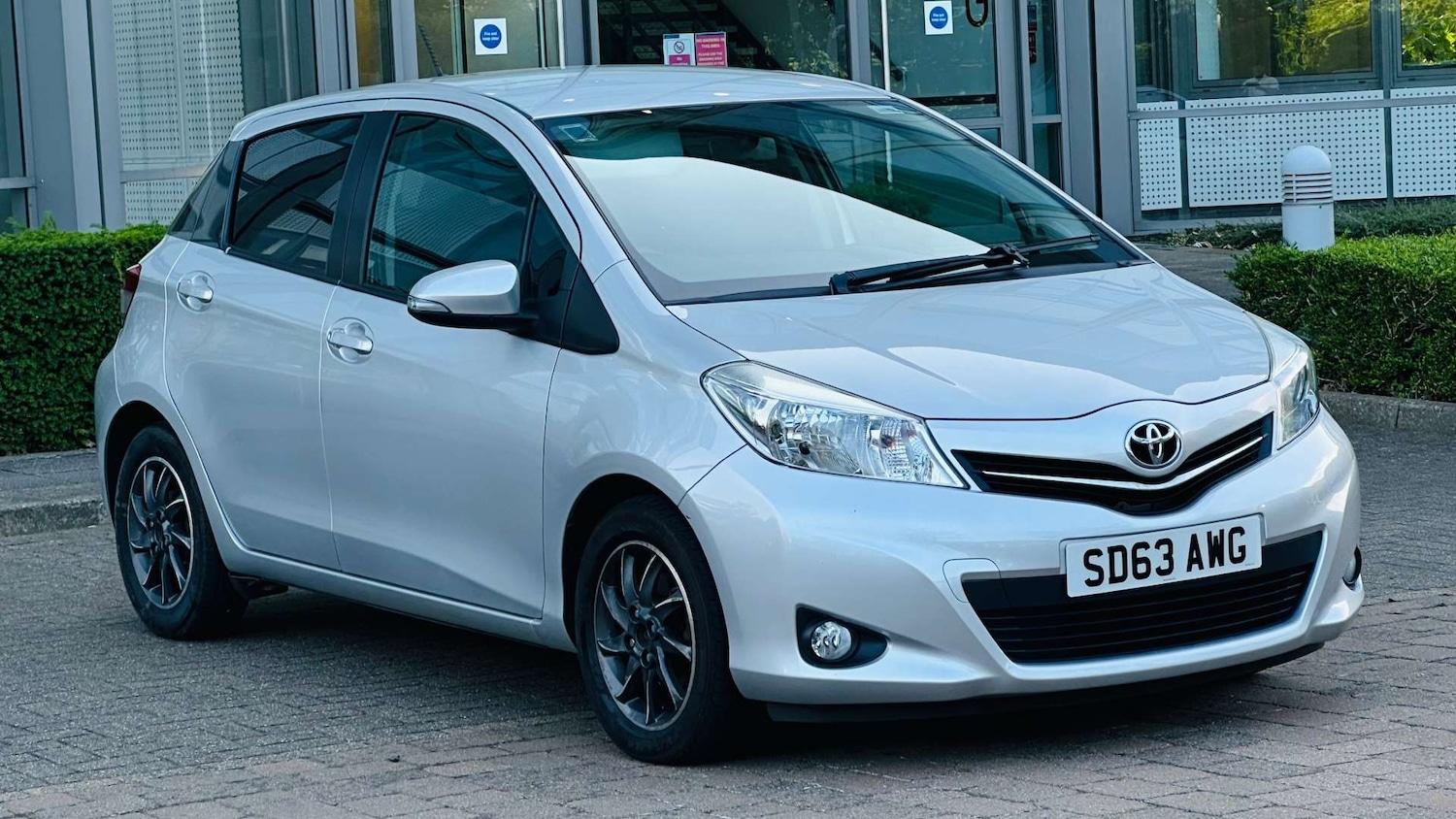 Used Toyota Yaris 2013 for sale - 76601235: Photo 1