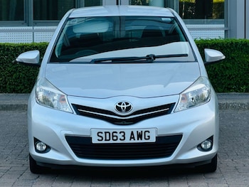 Used Toyota Yaris 2013 for sale - 76601235: Photo