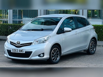 Used Toyota Yaris 2013 for sale - 76601235: Photo