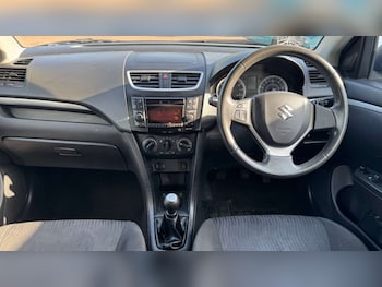 Used Suzuki Swift 2011 for sale - 78702780: Photo