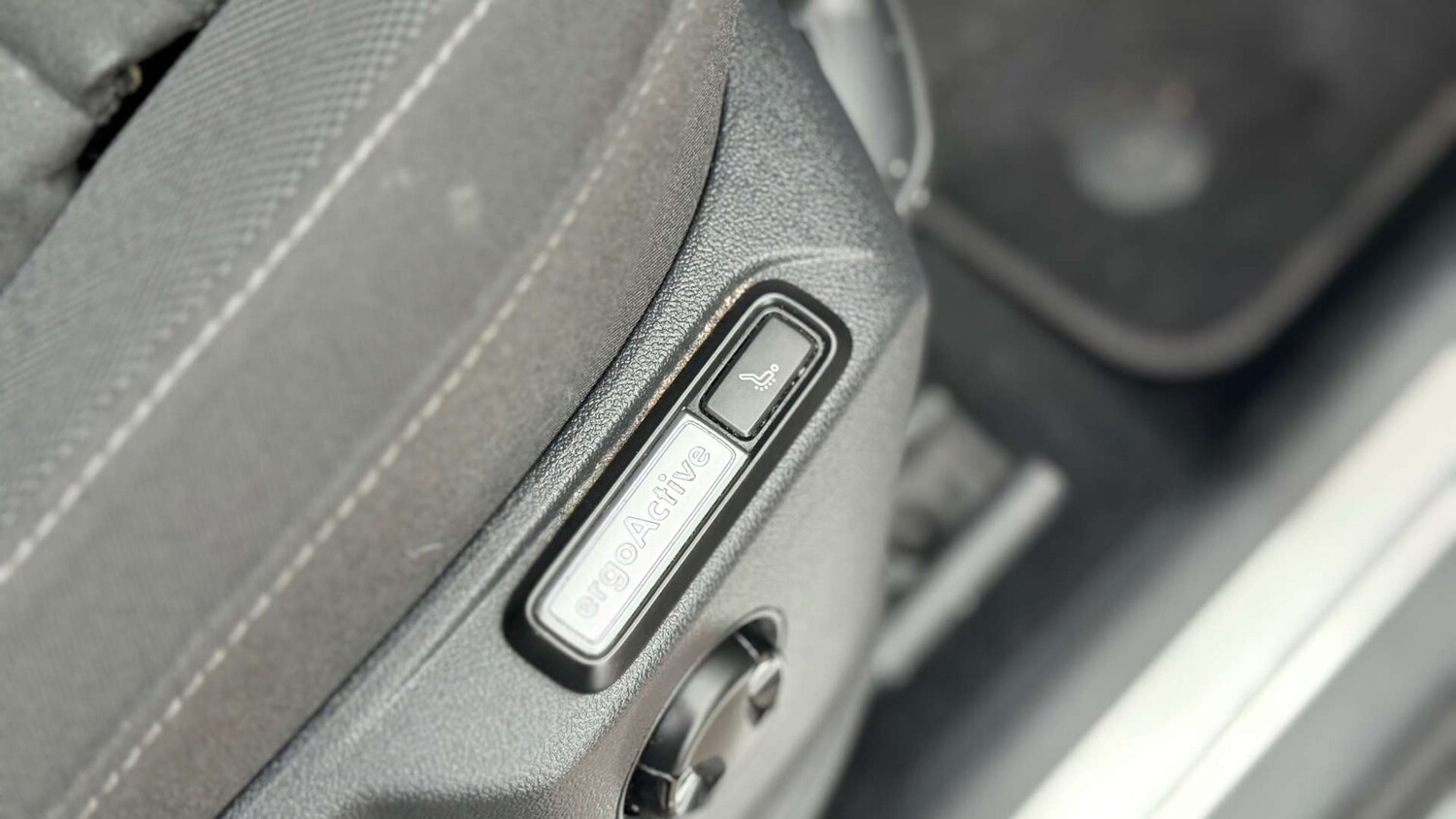 Used Volkswagen Tiguan 2016 for sale - 77905900: Photo 14