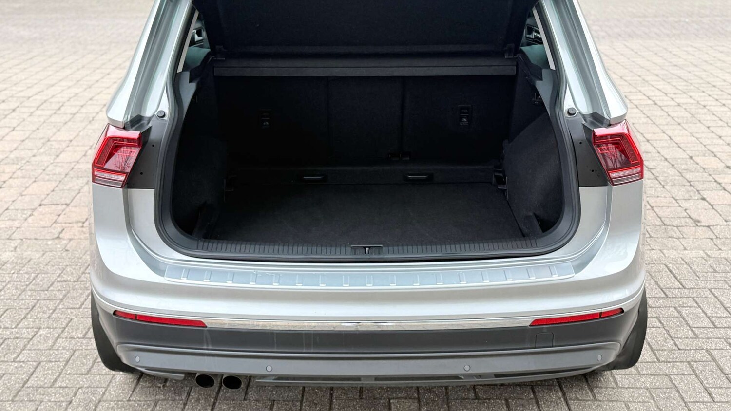 Used Volkswagen Tiguan 2016 for sale - 77905900: Photo 22